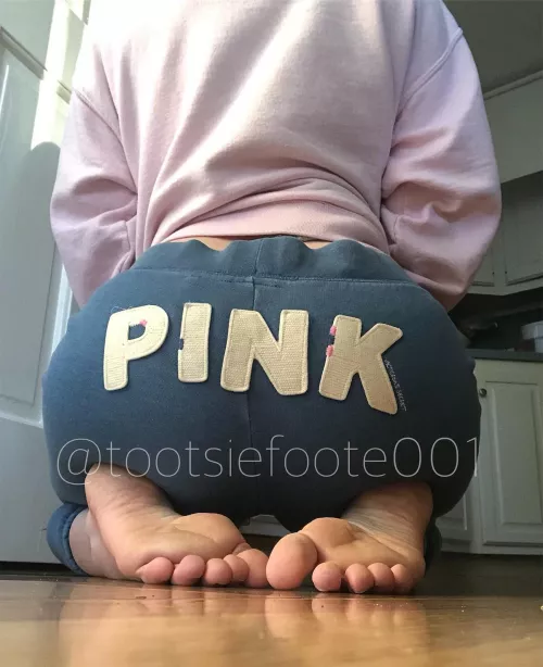 My Friday was just peachy, how about yours? 😜