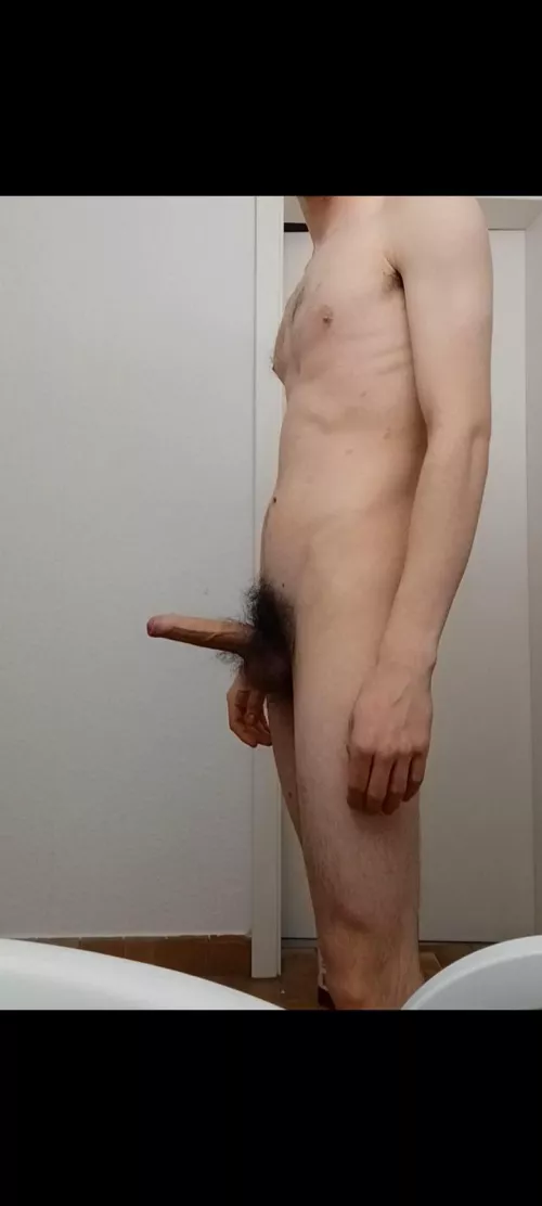 my full 19 yo twink body anyone like it?😶