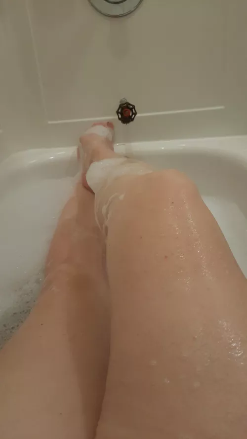 my legs ache after day 2 of insanity. after this I'll strech them back out [f]