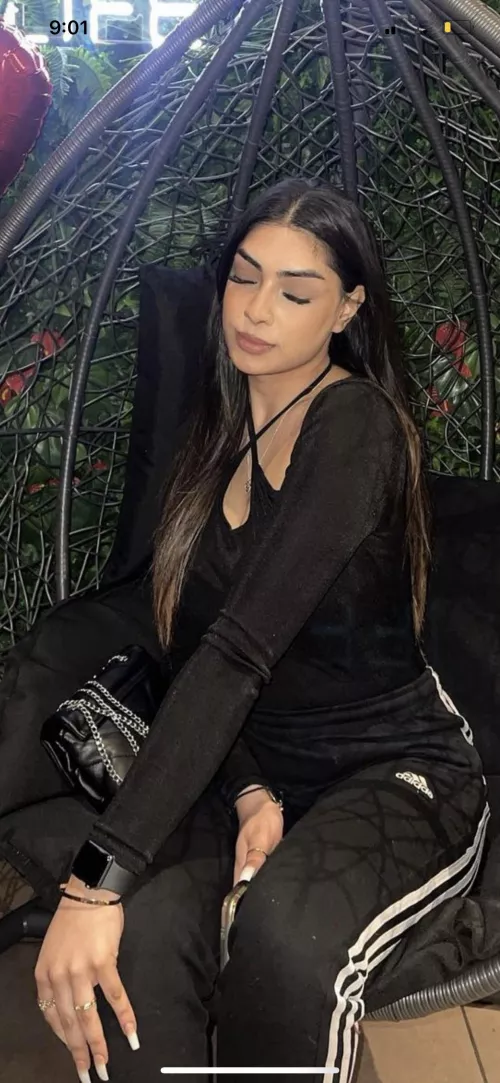 My sister i need to be cucked no limits anything goes pm me