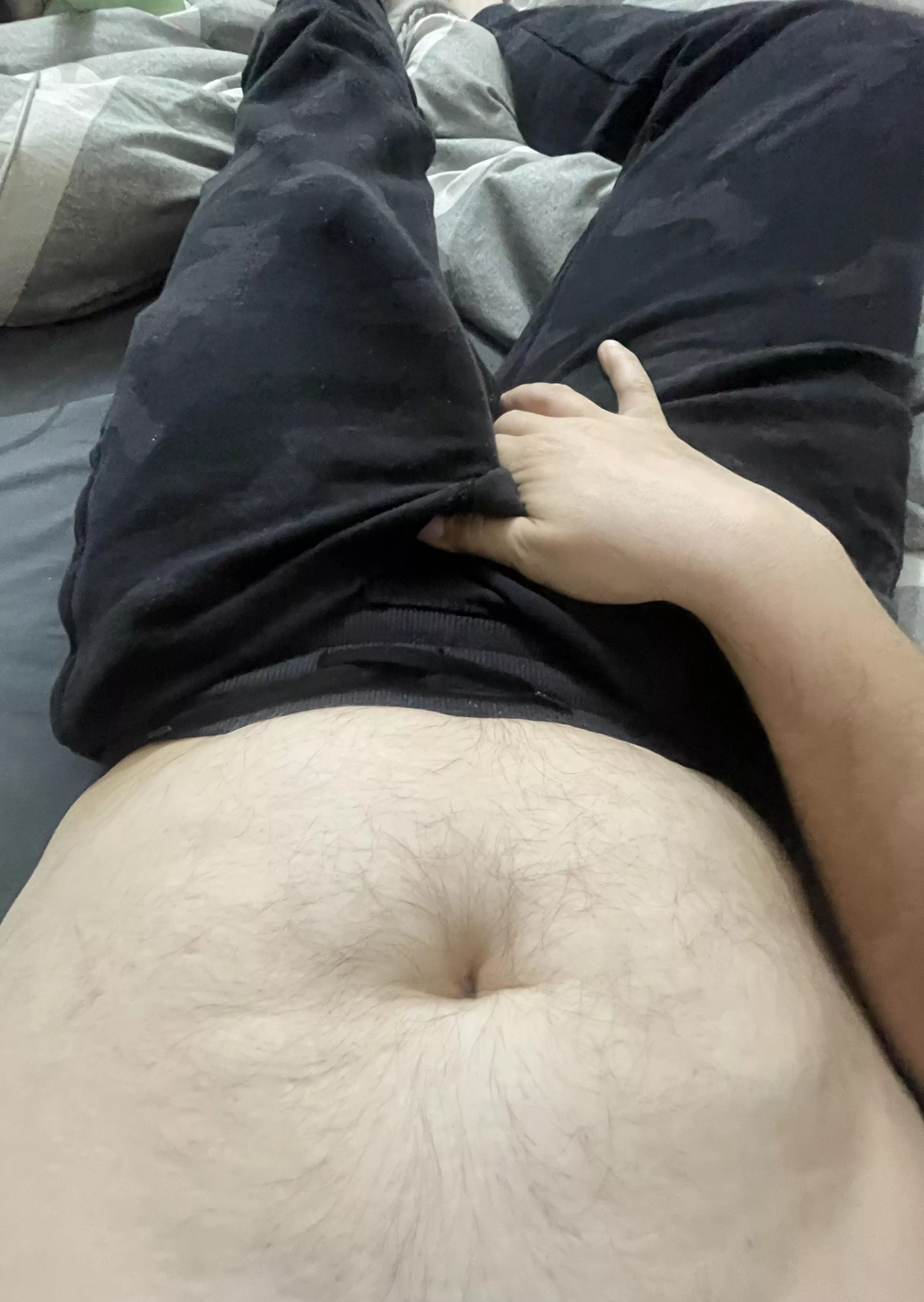 My sweatpants bulging is my favorite😏