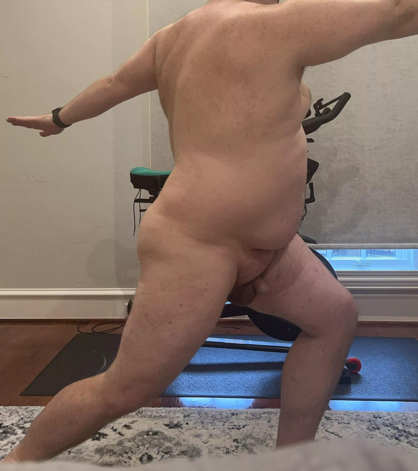 Naked yoga this morning 😉