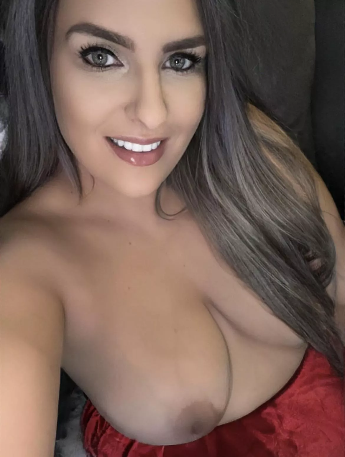 Naughty milf 😈$3 link below 😘Cum show me your cock