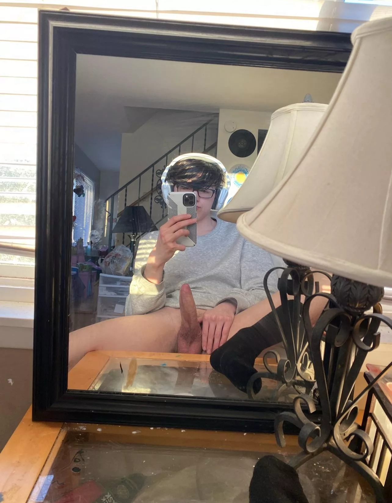 Need a fellow gamer to suck me off 😋