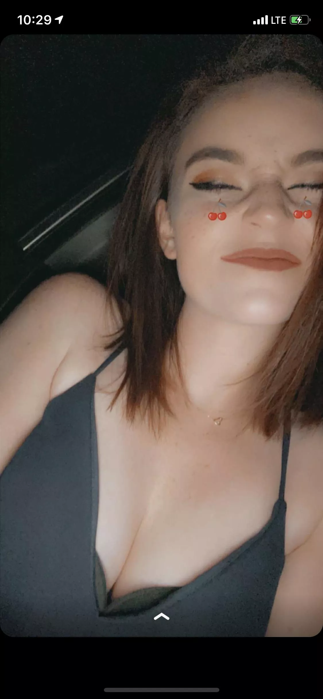 Need a tribute of my gf she’s white and thick and f18