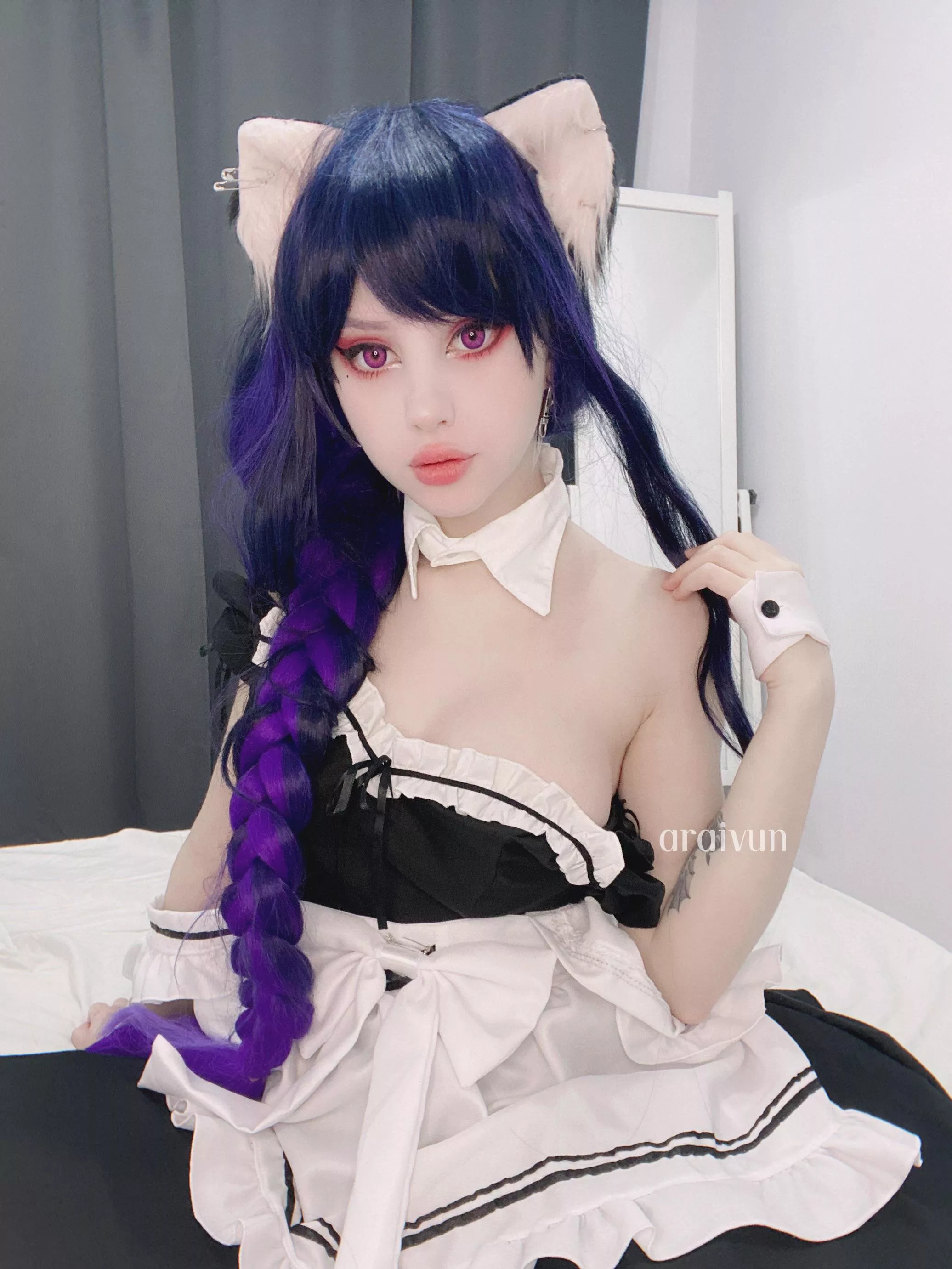 Neko Maid Raiden Shogun cosplay by Araivun~