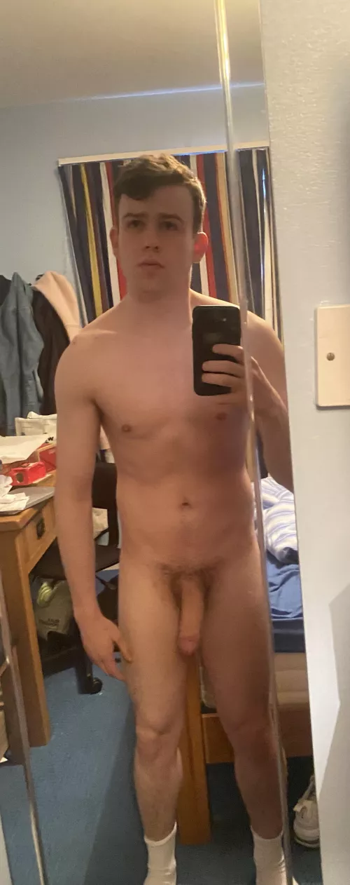 New Here 👉🏻👈🏻