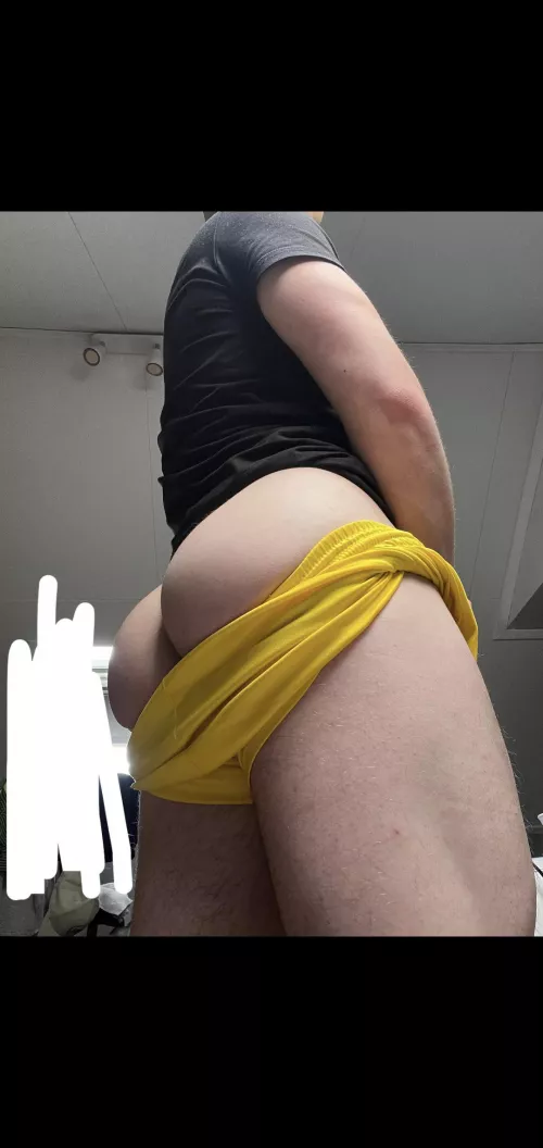 New here you like my ass? 😏😈