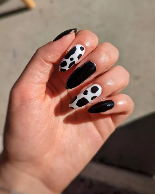 new to the nail fetish world, what would you like to see ☺️
