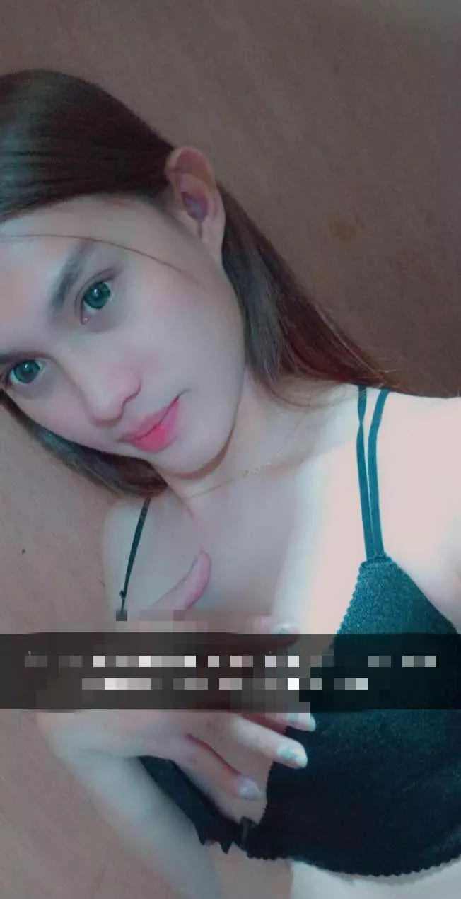 Newbie here. Anyone who wants to have an Asian T-Girl?