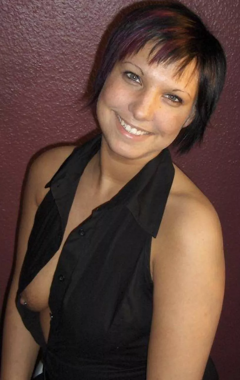 Nipslip Braless 🫢