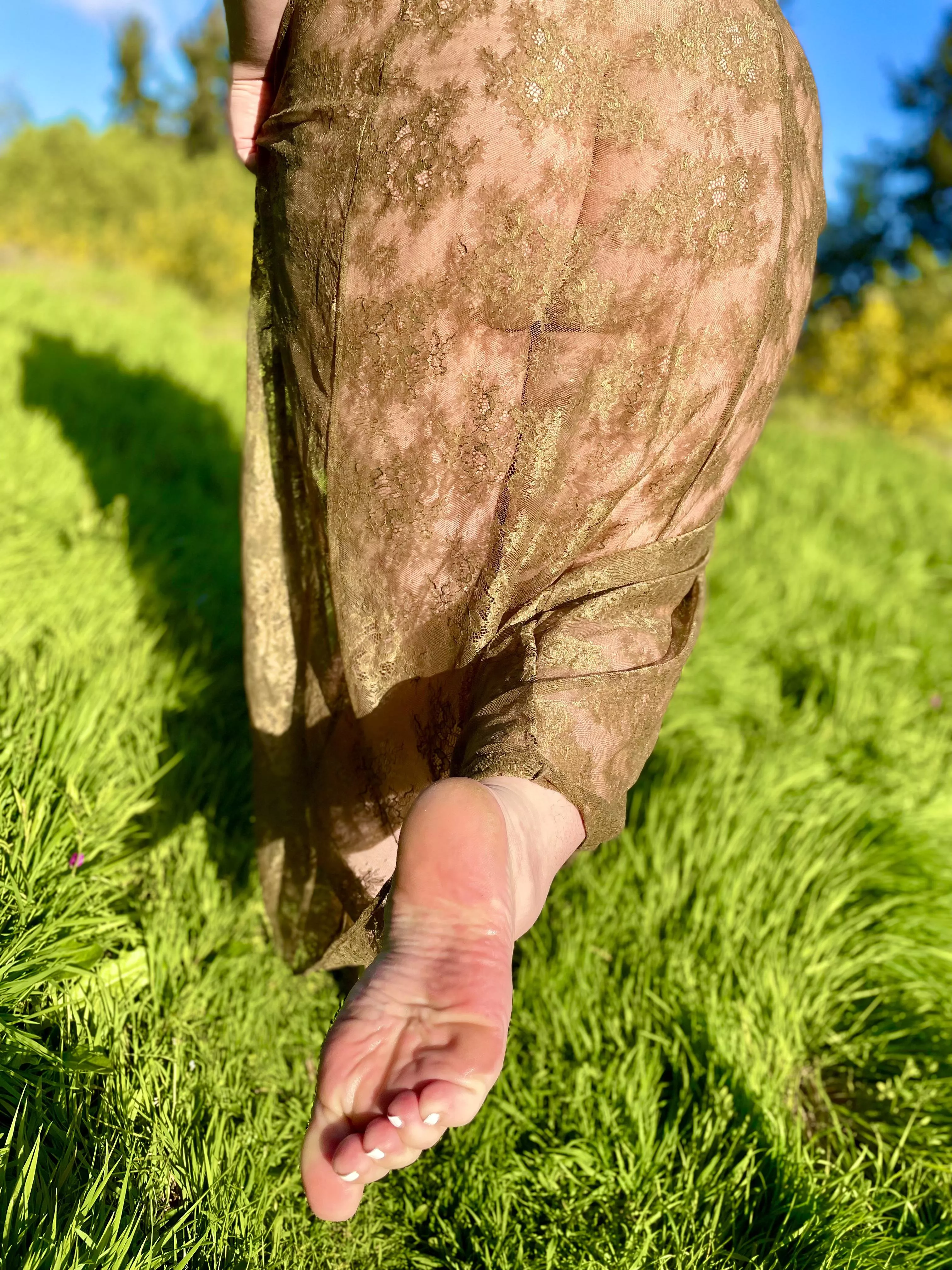 No you like my 🍑cheeky🍑 surprise? 🥰👣