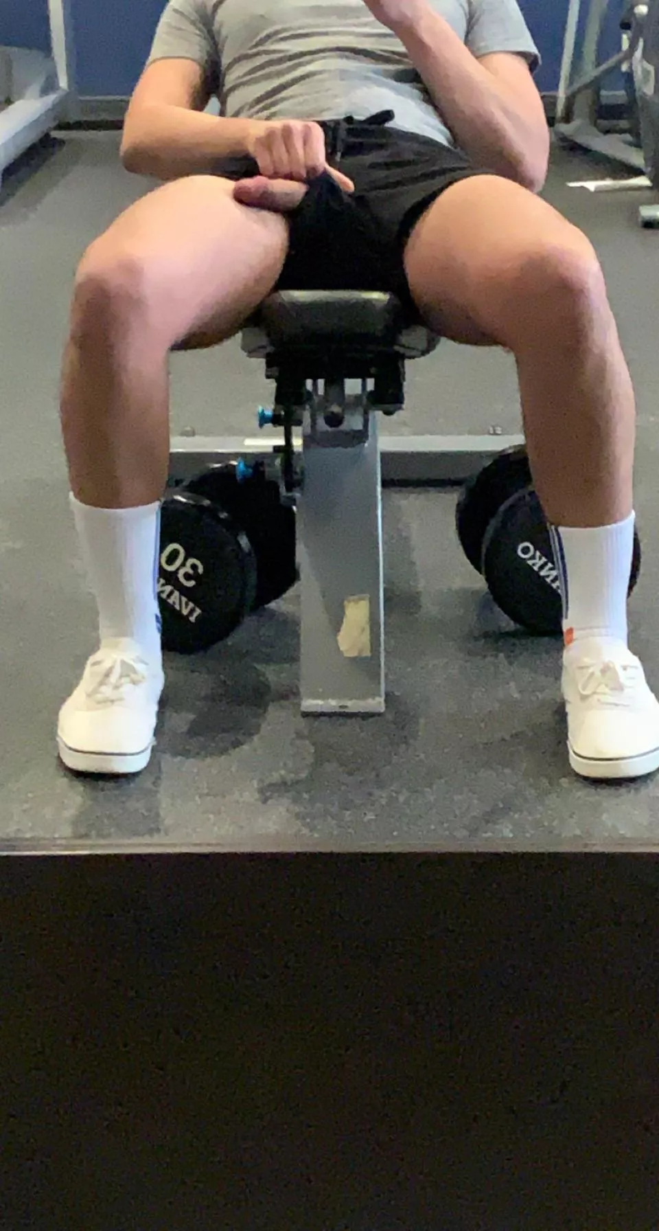 Not a good idea to go to the gym when I’m horny 🤷🏻‍♂️