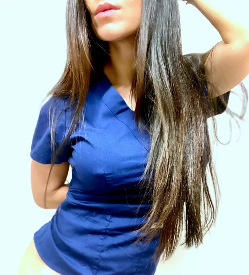 Not wearing a bra today..maybe I will give my patients a nice boner..😈