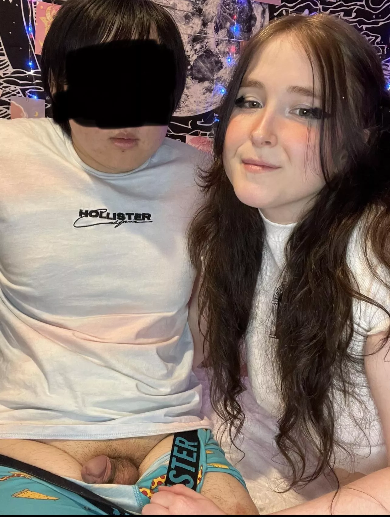 [oc] he loves to show it off 😘