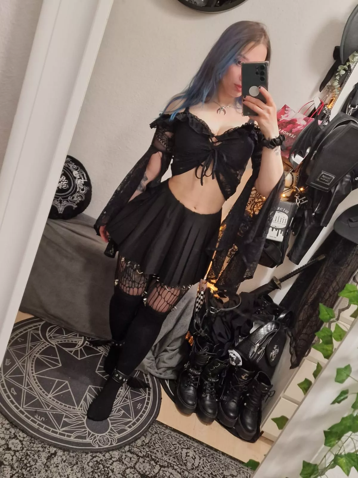 OC | Skirt is just ease of access for quickie during summer. Now only to find a boyfriend who likes public fun.