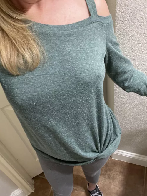 Off the shoulder casual with yoga pants. Nips got real hard at the grocery earlier (F) 45