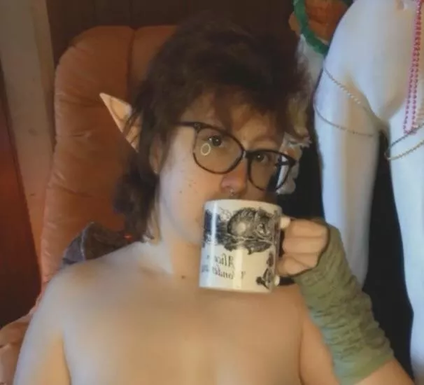 Oh Alice you’re late for tea