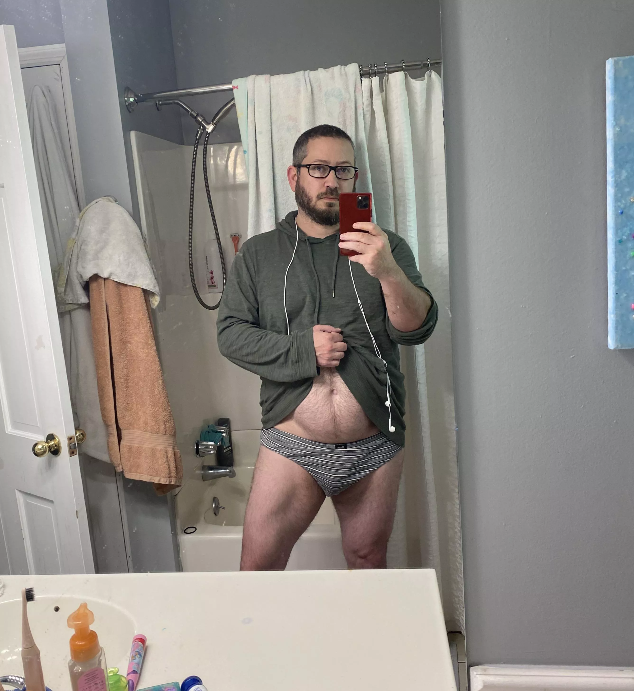 Ok! About to work out. Gonna work on this belly a bit. Wish me luck! I’ll keep you updated. (44)