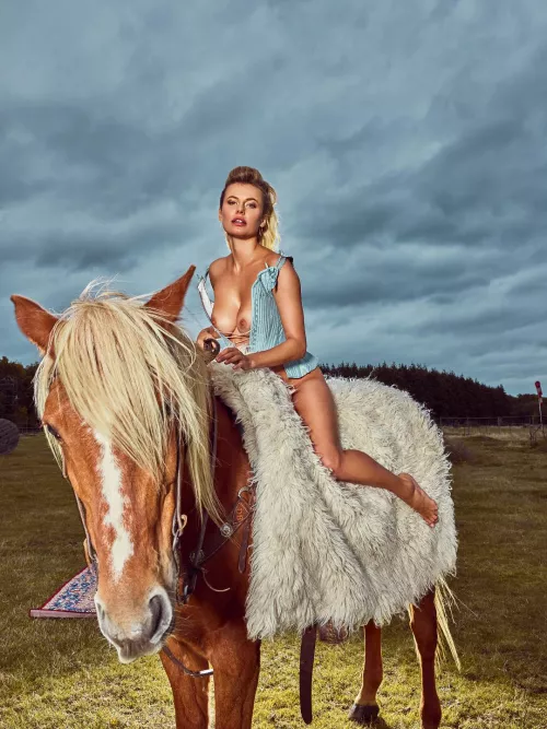 Olga De Mar </> Xavierh