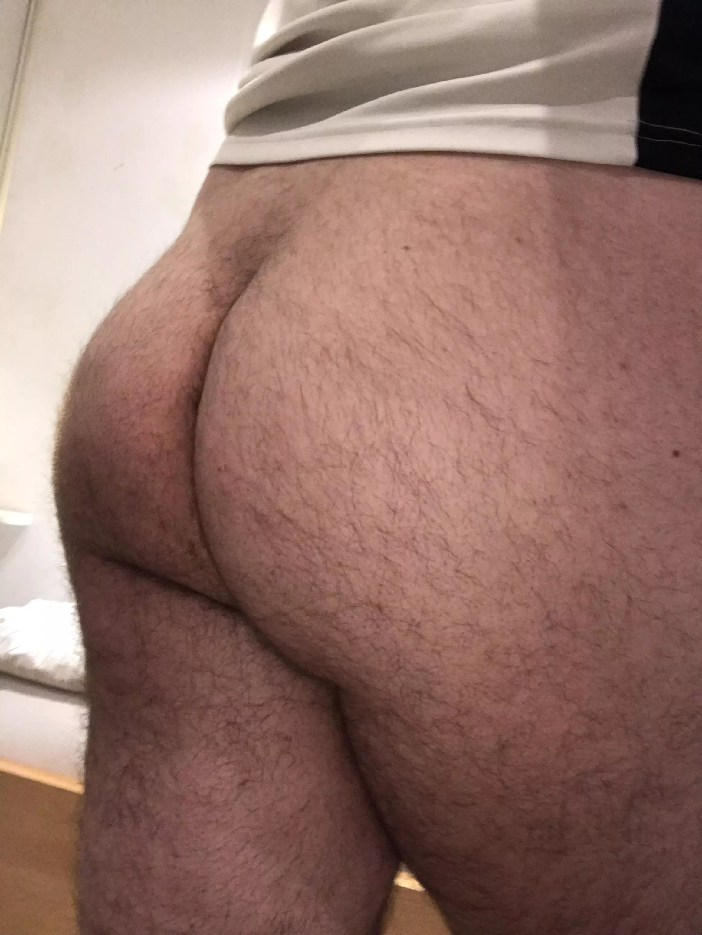 Oooh 🥰 🍑 DM’s open
