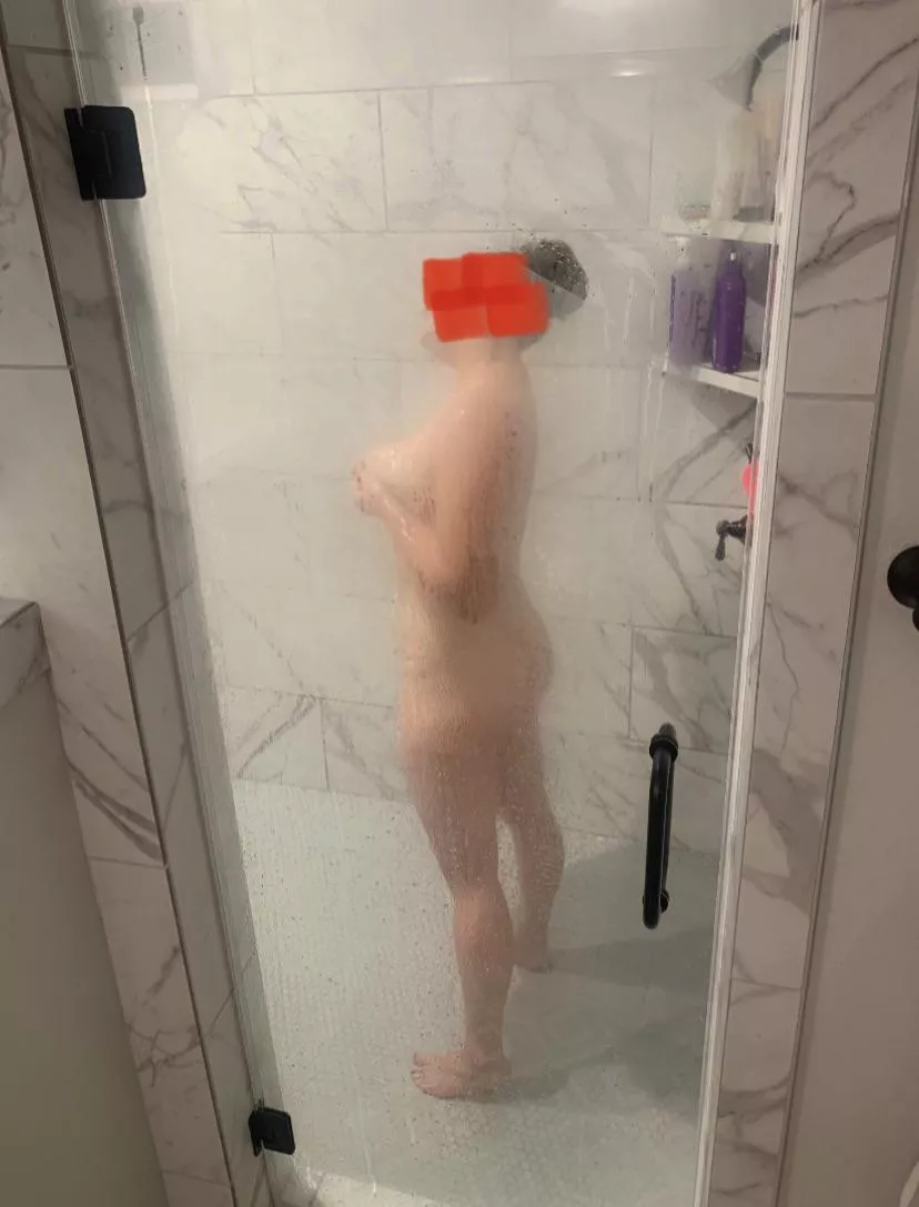 Oops I forgot to lock the door 😘