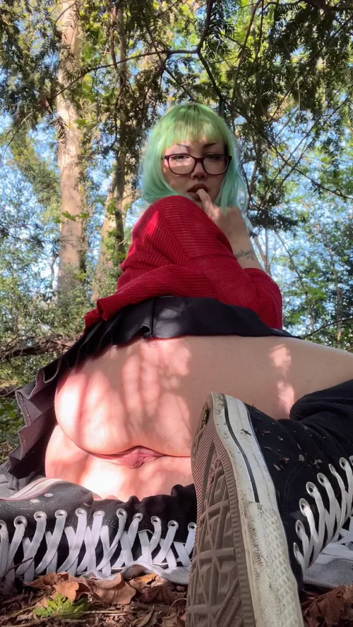 Oops I guess I forgot to wear my panties today… 😳