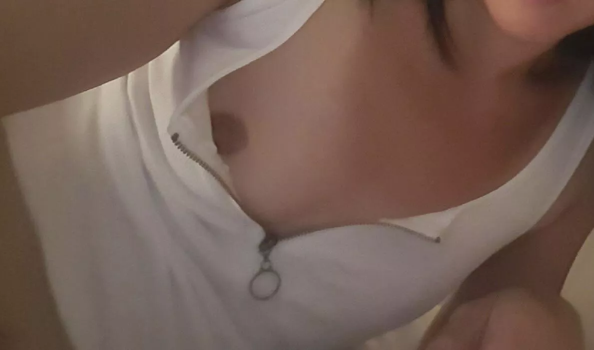 Opps ! Sorry my shirt popped open ! ;)