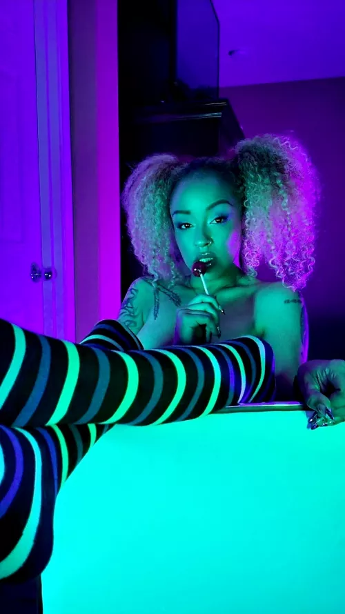 Orora Storm (@Orora_storm) [Instagram]