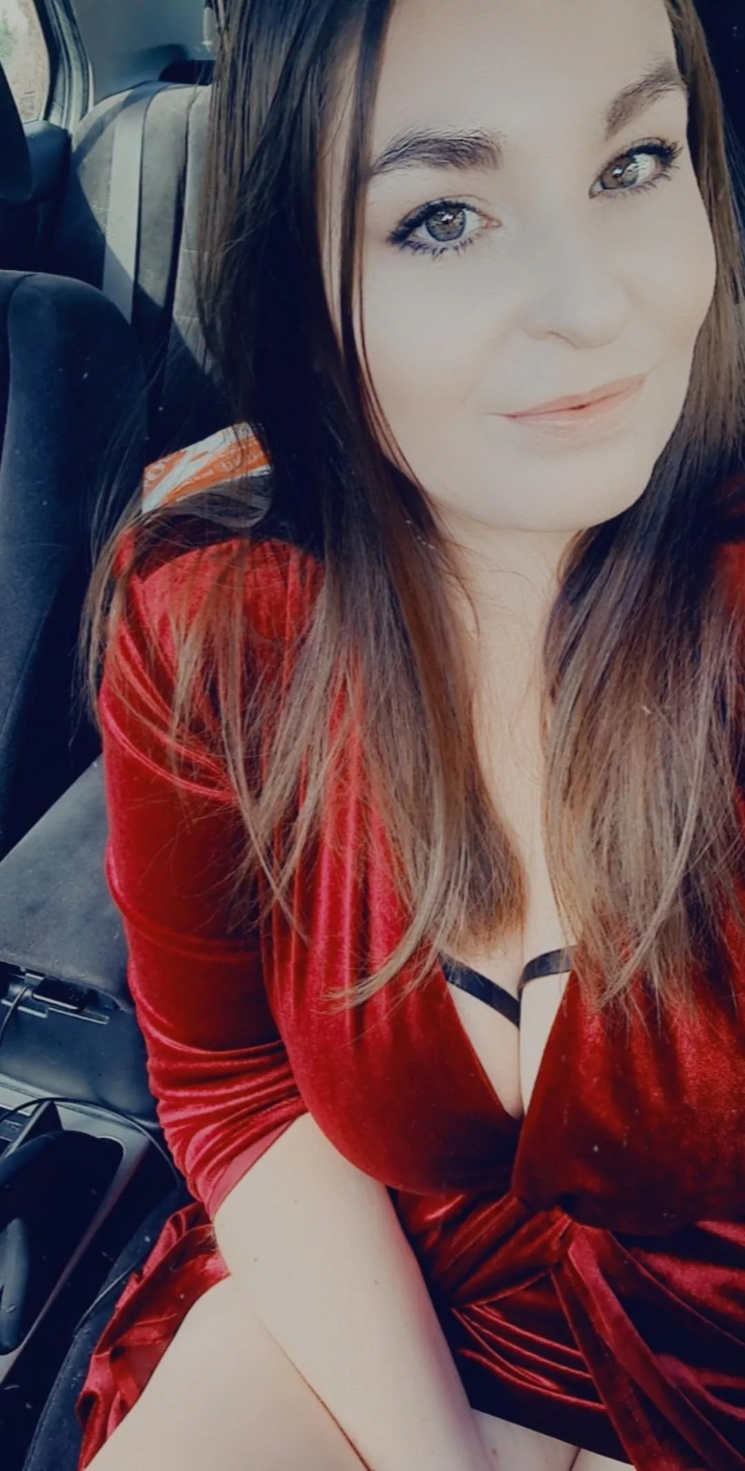 out on a Monday, who would come say hey? 👋