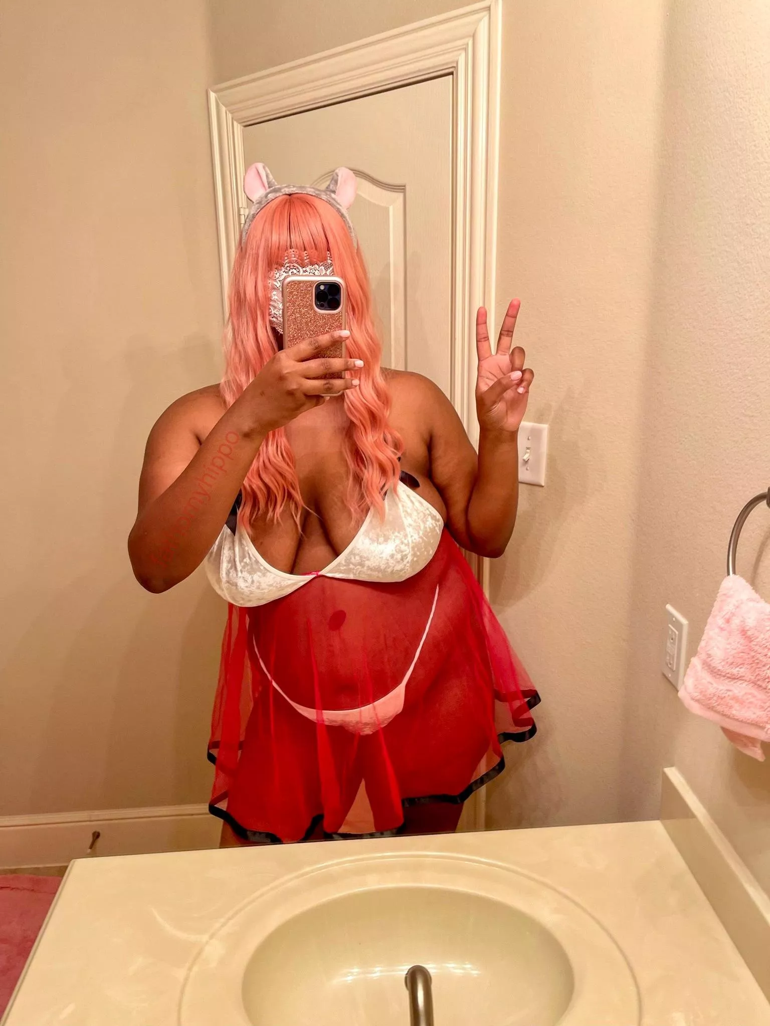 Outfit I wore for V-Day a few months back! ❤️