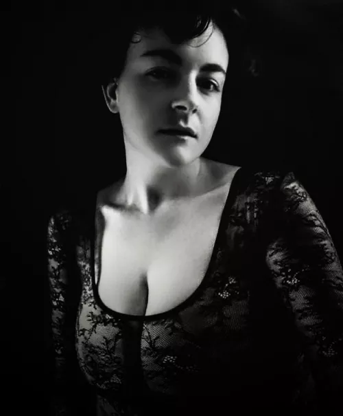 P o r t r a i t I n T h e D a r k