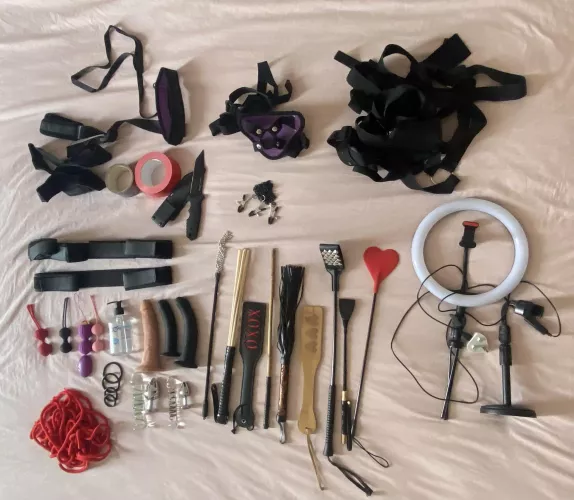 Packing for a fun weekend 😈