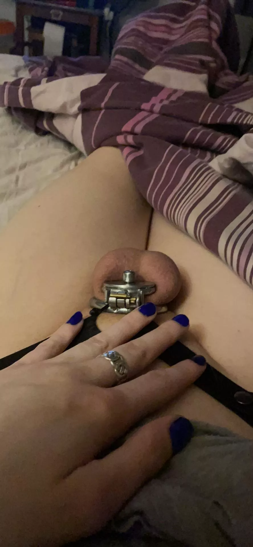Painted nails and locked clitty 👌