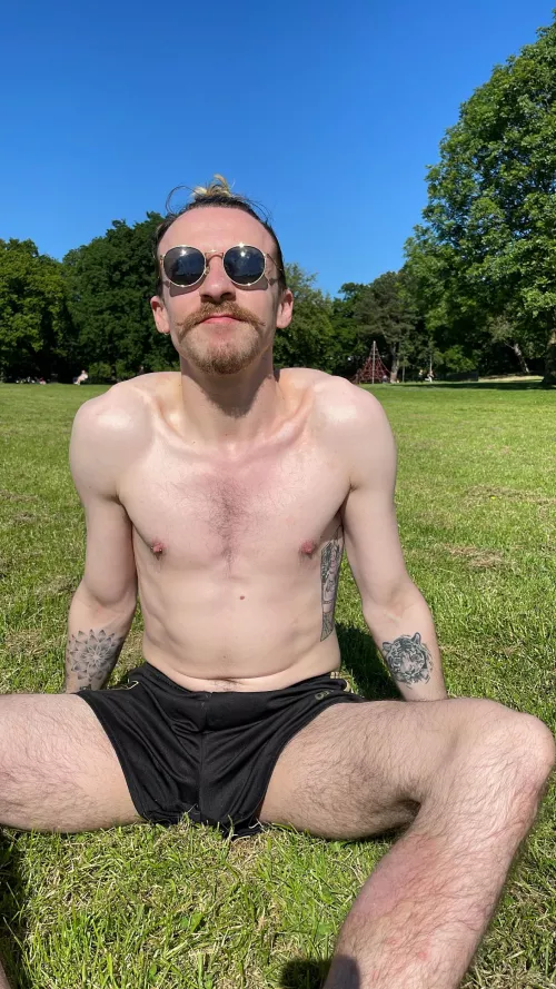 Parks are great for two things. 1: hot boys 2: looking at hot boys.