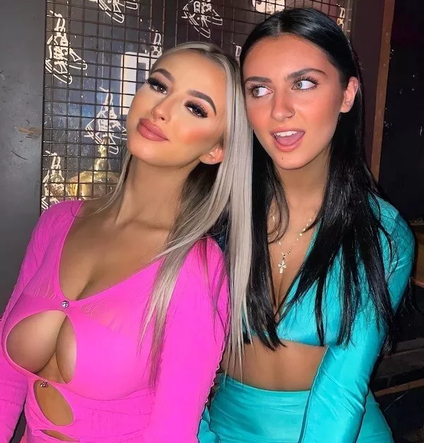 Pink or Teal