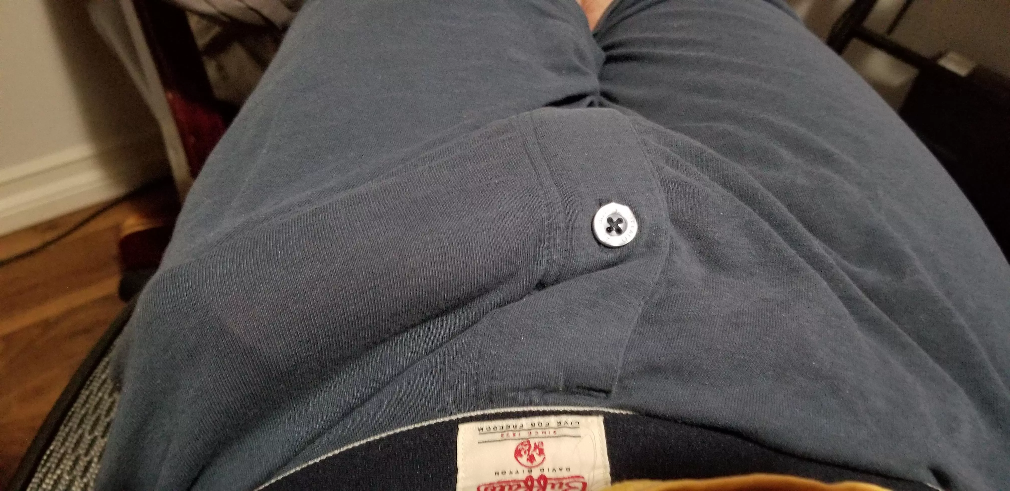 plain prints show the outline much better