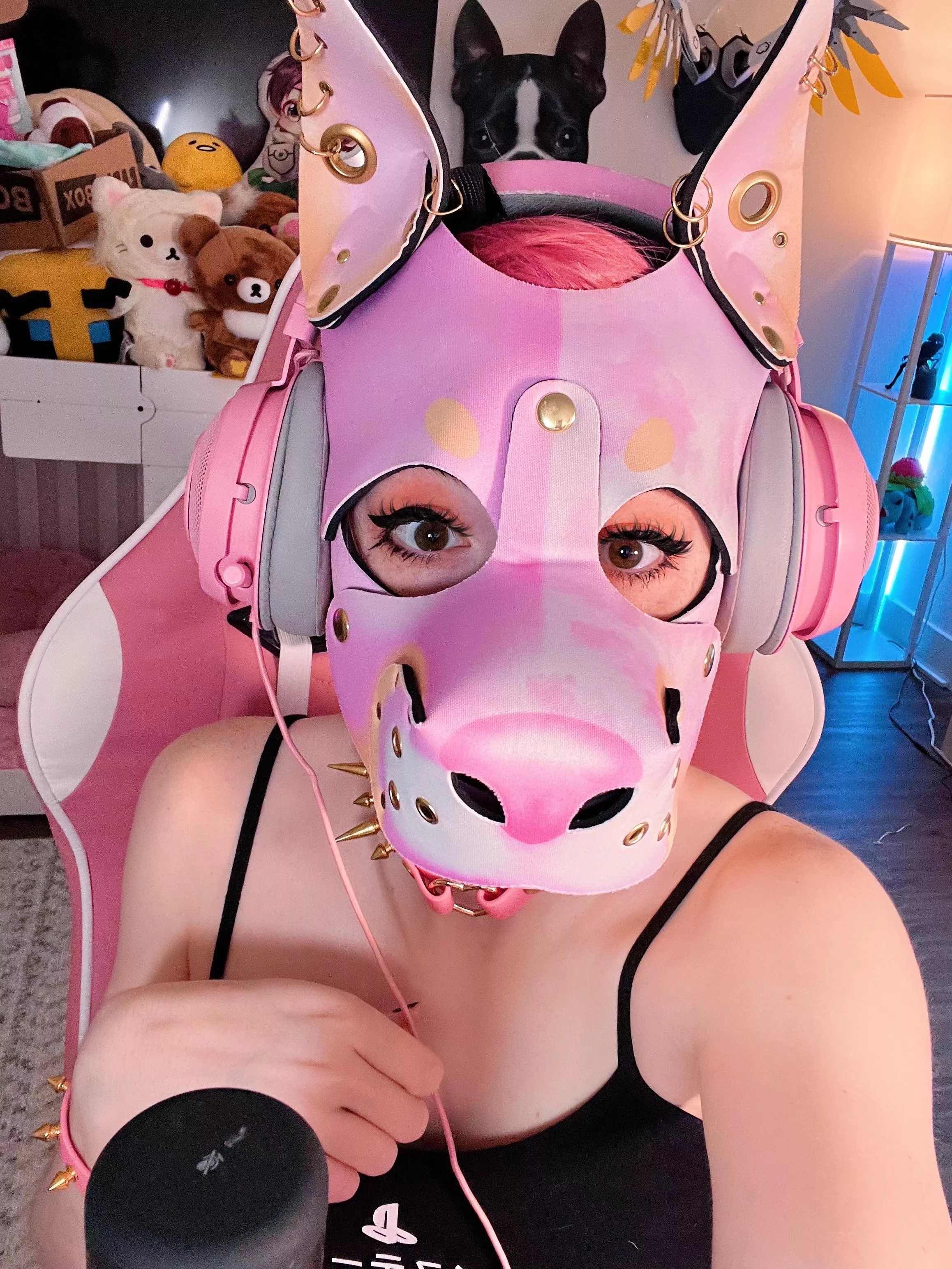 Please tell me I’m a good pup, please, oh god please lol