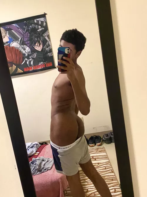 Poking out a bit🙈