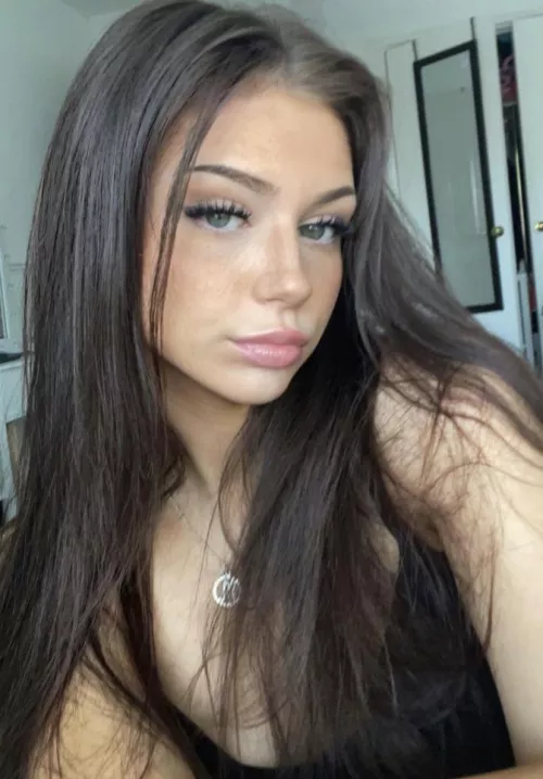 Polly got a cumable face