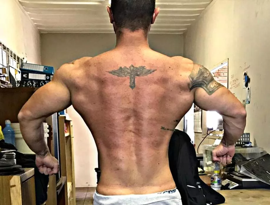 Post back session, ready to leave your claw marks down it (M) 35
