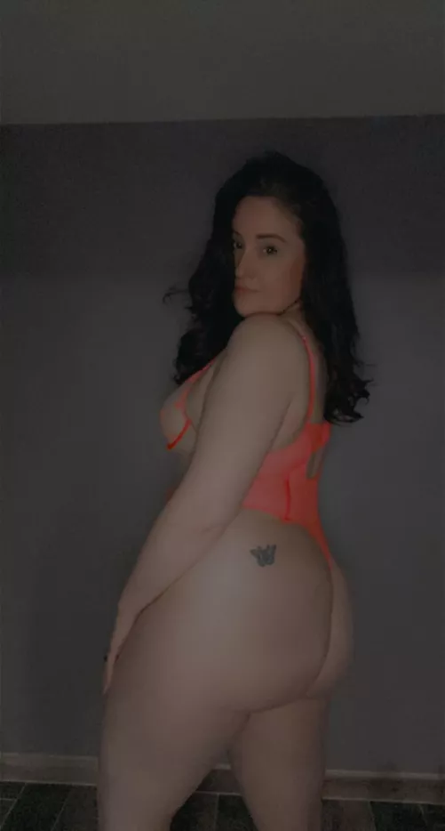 POV come home and find me waiting like this 😘