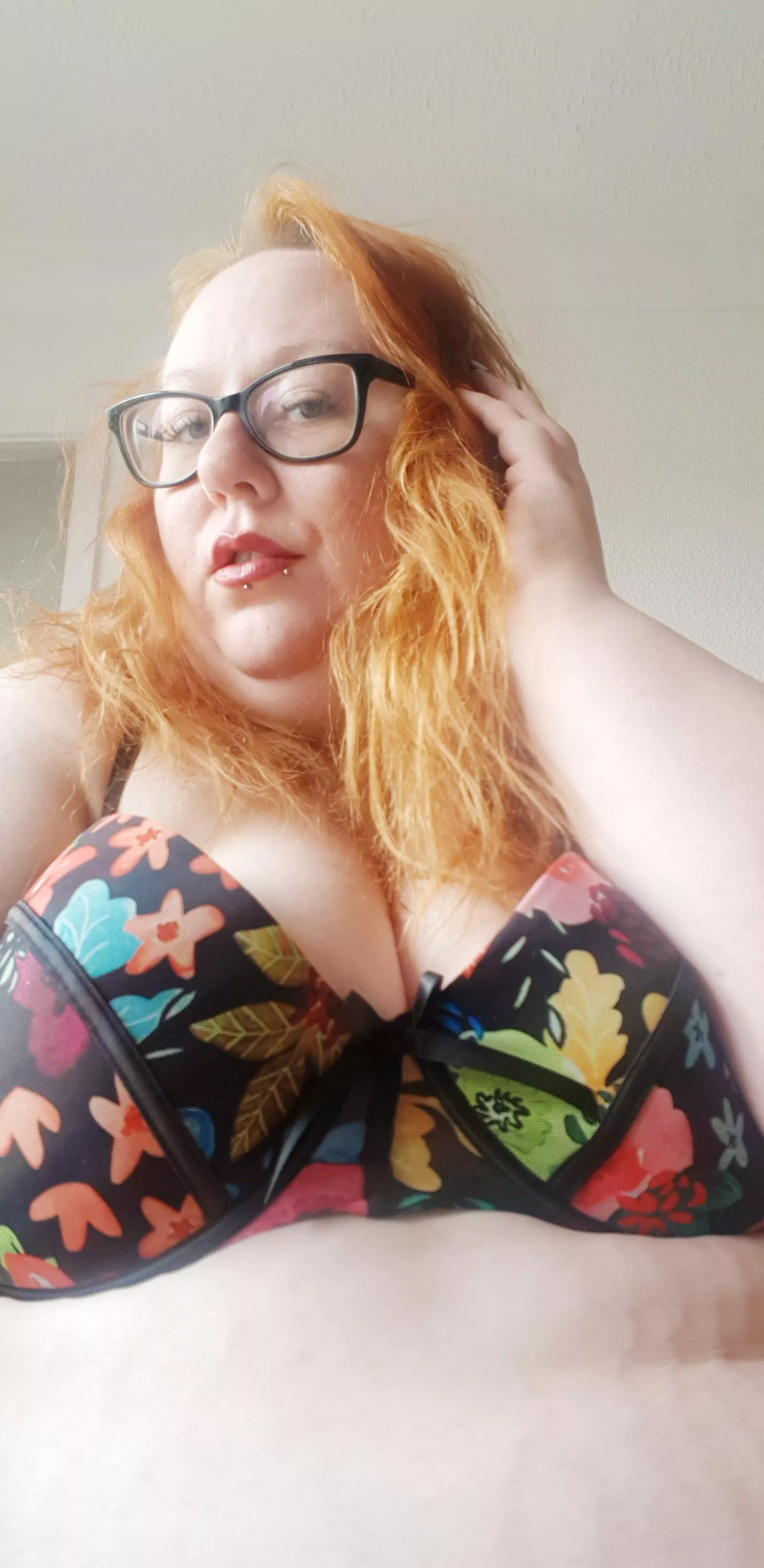 POV: Your BBW girlfriend owns your morning glory