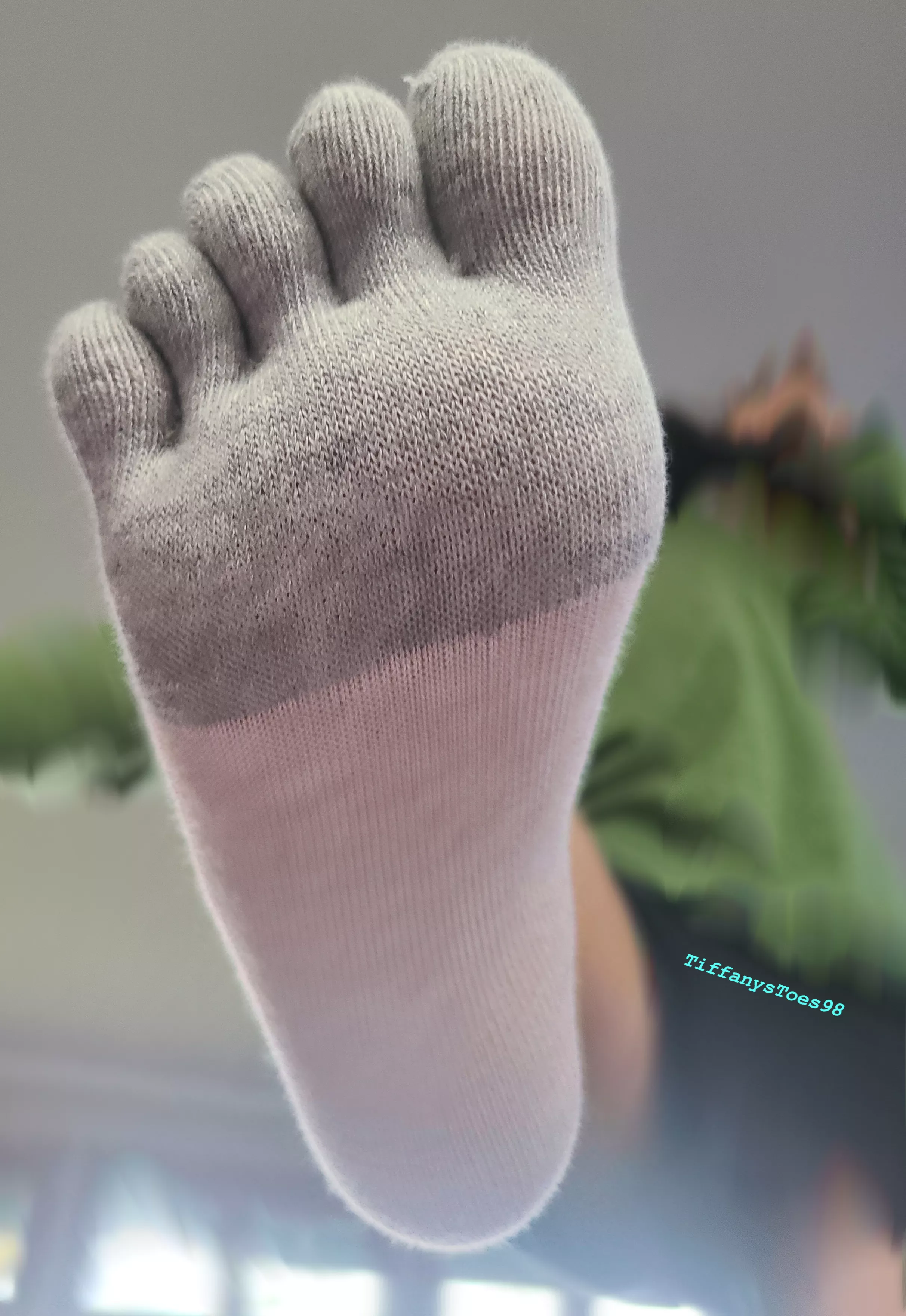 POV: your Japanese girlfriend is finally giving you her feet to do whatever you want to them! 🥵💦