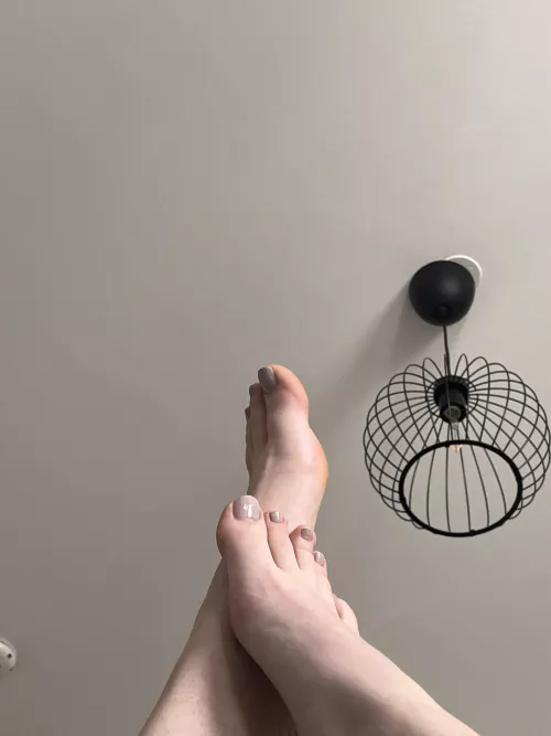 Pretty feet