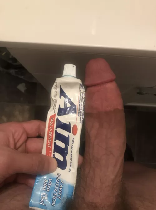 Pretty thick but i believe in dick pics 4 freedom 🇺🇸🍆🇺🇸🍆