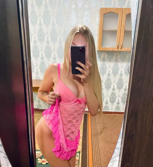 promise you'll grab my hips first?