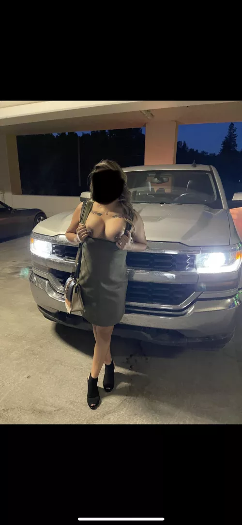 Pullin them out in the casino parking garage