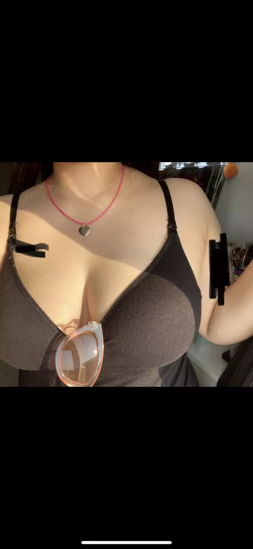 Rate my Japanese boobies😍😍🙏🏽🙏🏽