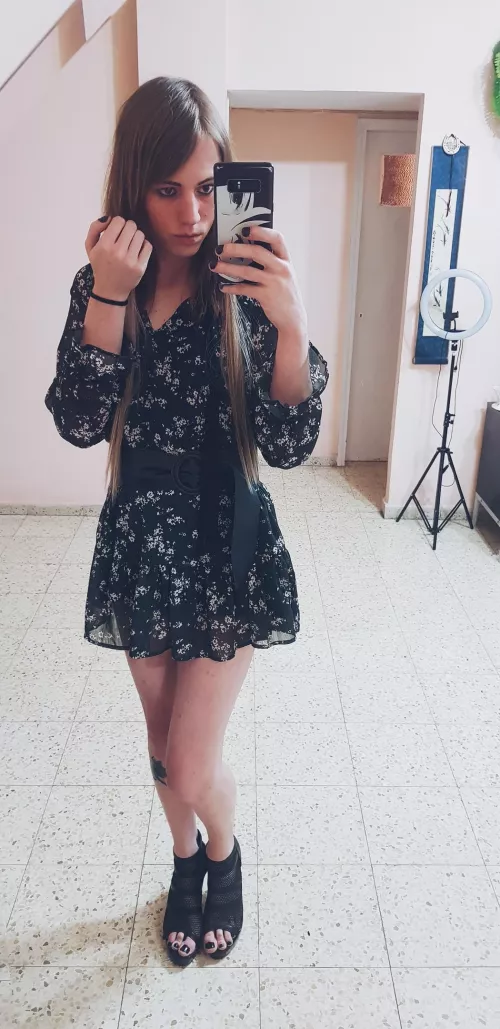 ready for a walk, maybe someone will join me 😉